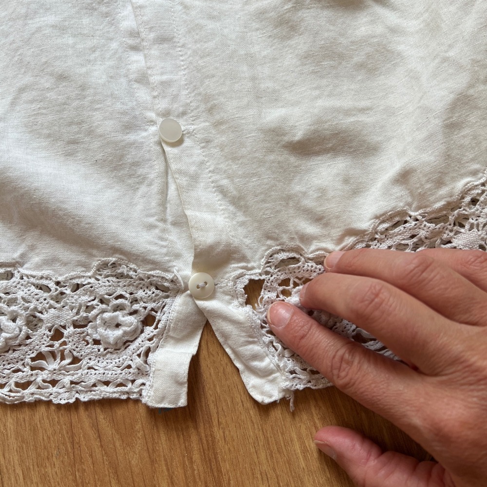 Cream Lace-Trim Cap Sleeve Blouse - Picture 12 of 16